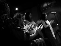 'palmas' - rhythmical clapping